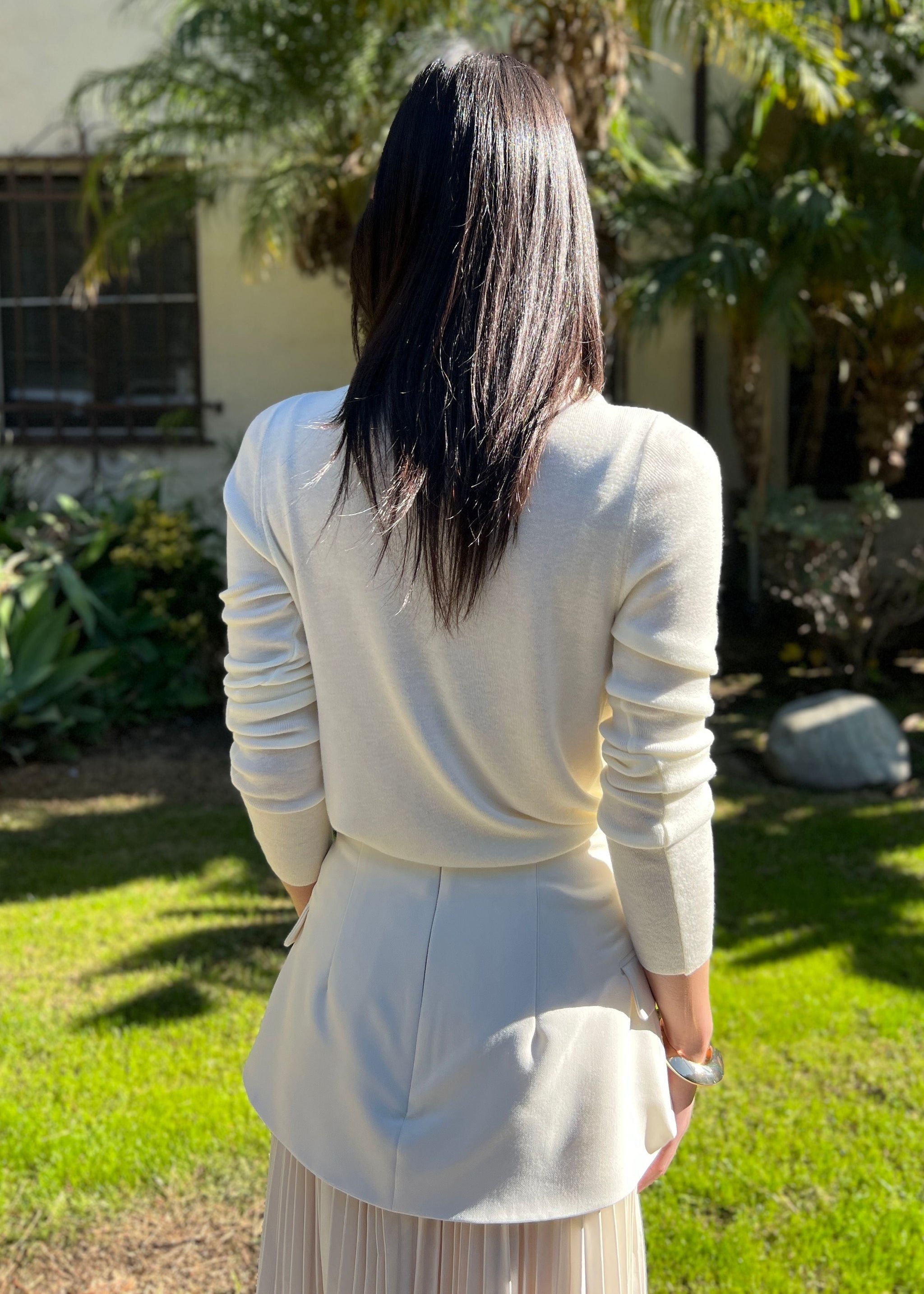 Janine Wrap Neck Long Sleeve Knit Scarf Top - Cream – Benaar LA