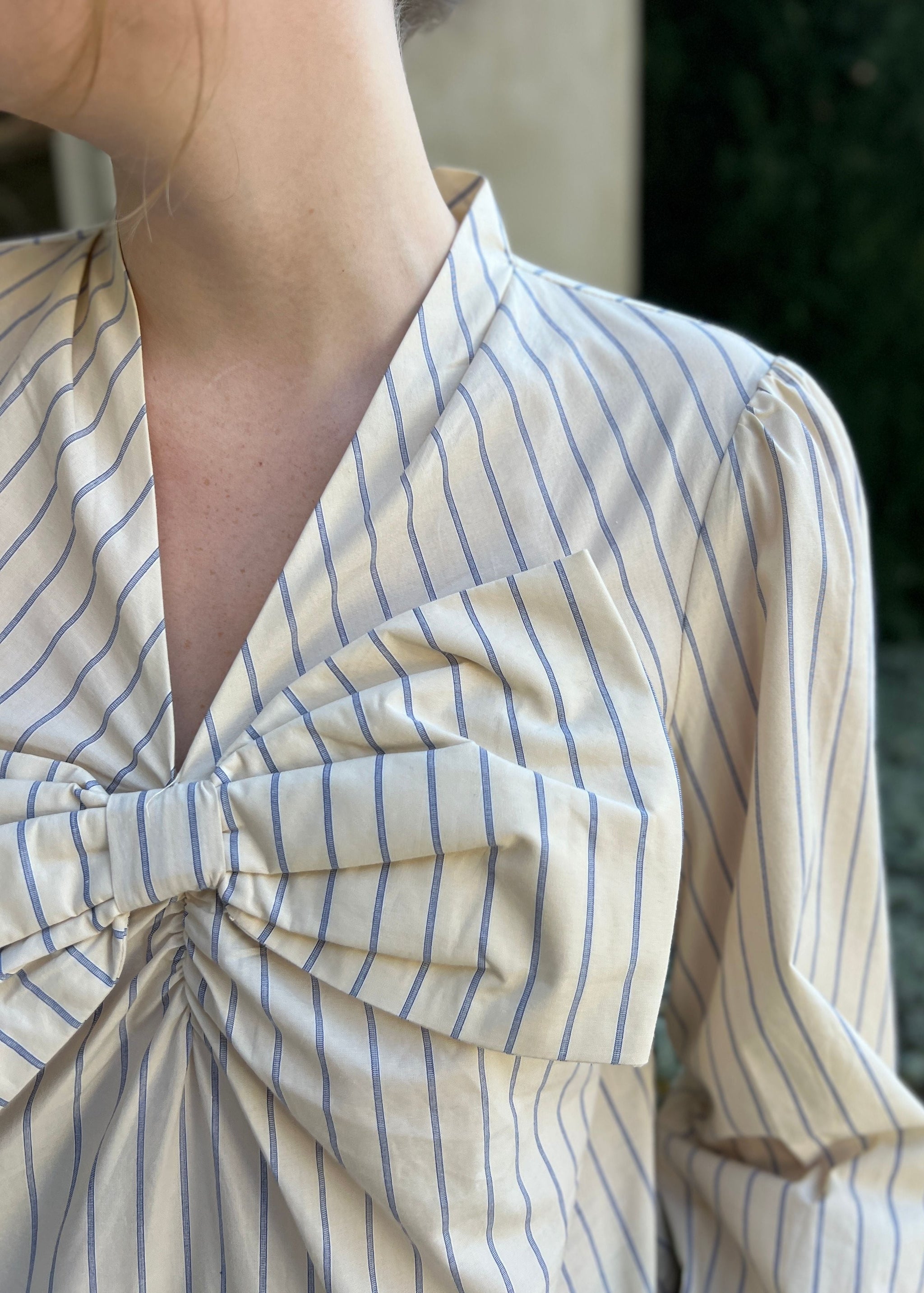 Bonnie Cream and Blue Striped Bow Tie Blouse – Benaar LA