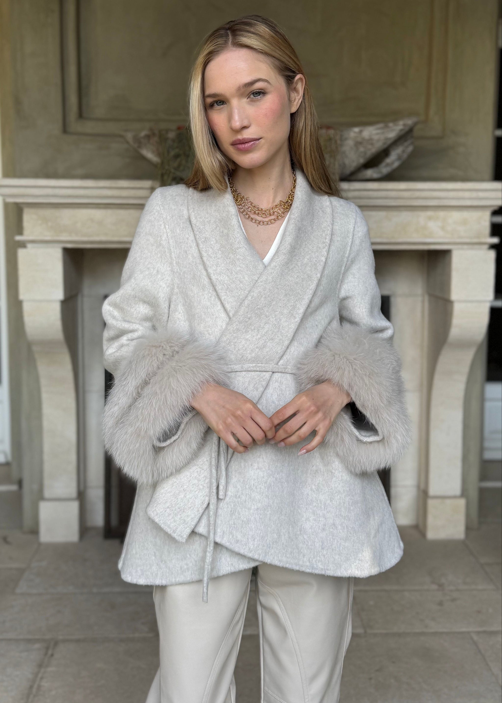 ジャケット・アウター Bibiy. LUCIA FUR CARDIGAN Elsie Light Taupe Wool Cardigan Coat with Detachable Fur Cuffs