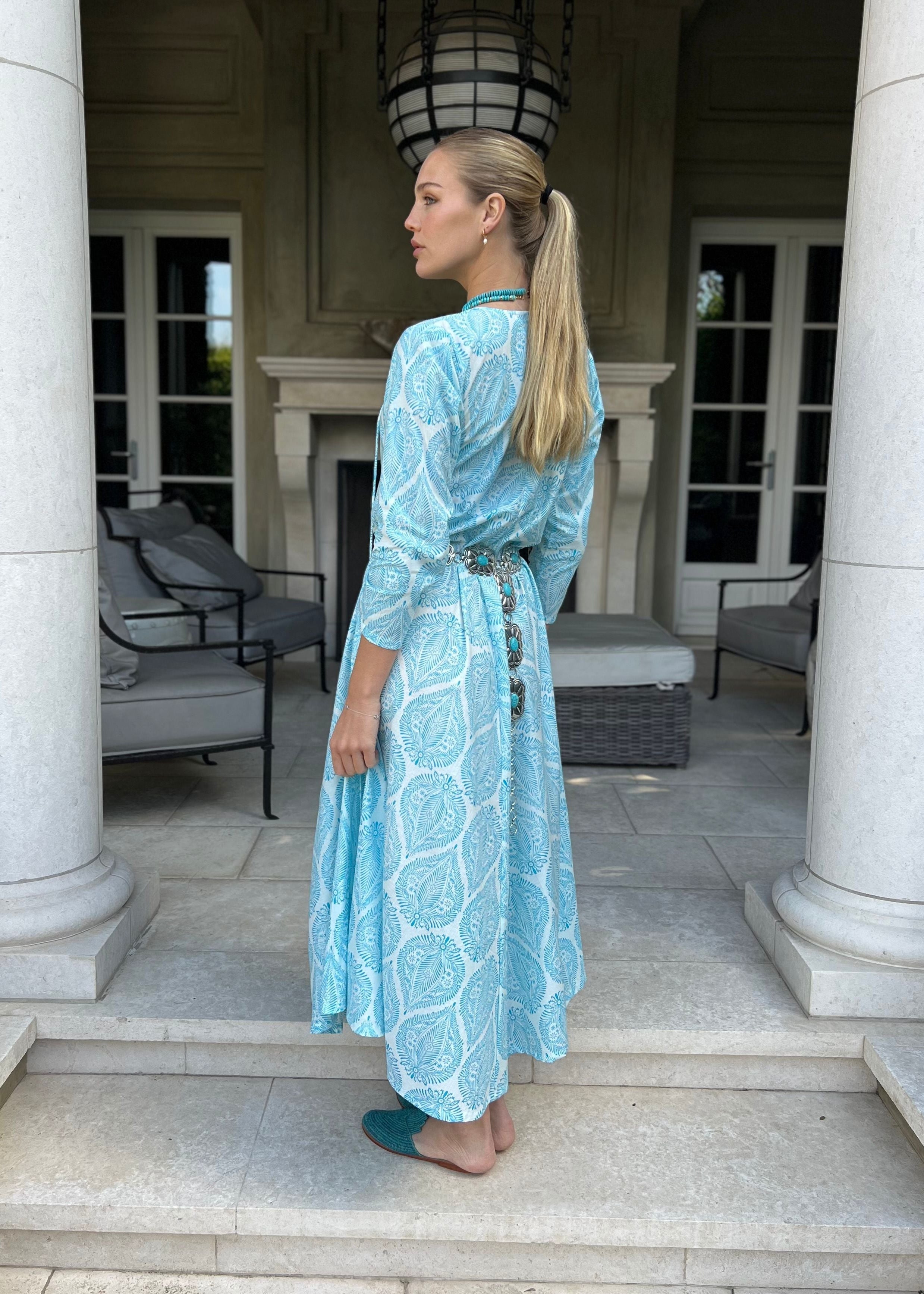 Debby Flowy Blue Maxi Dress Small Debby Flowy Blue Maxi Dress Small