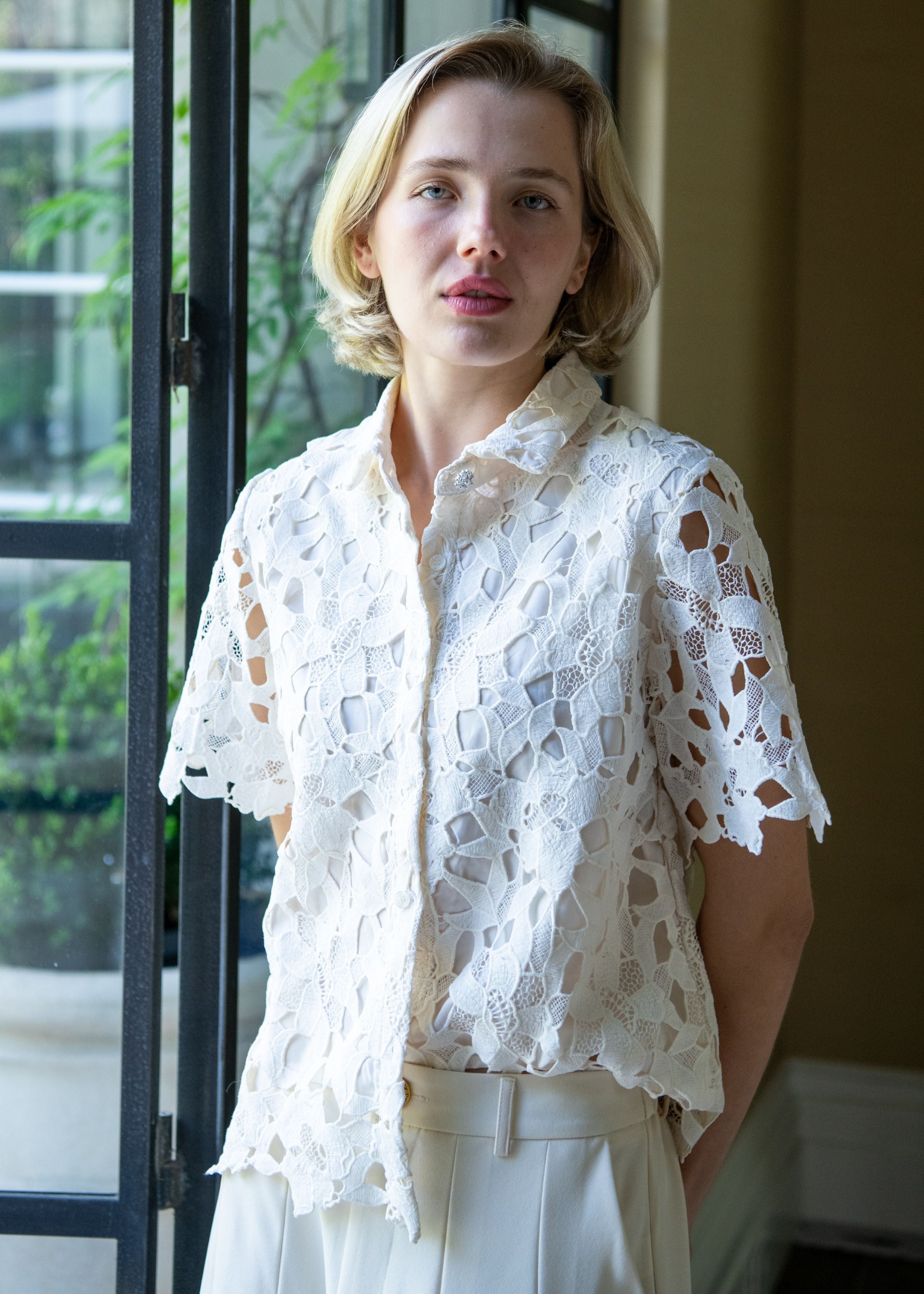 Carla Collared Button Down Short Sleeve Lace Top - Cream – Benaar LA